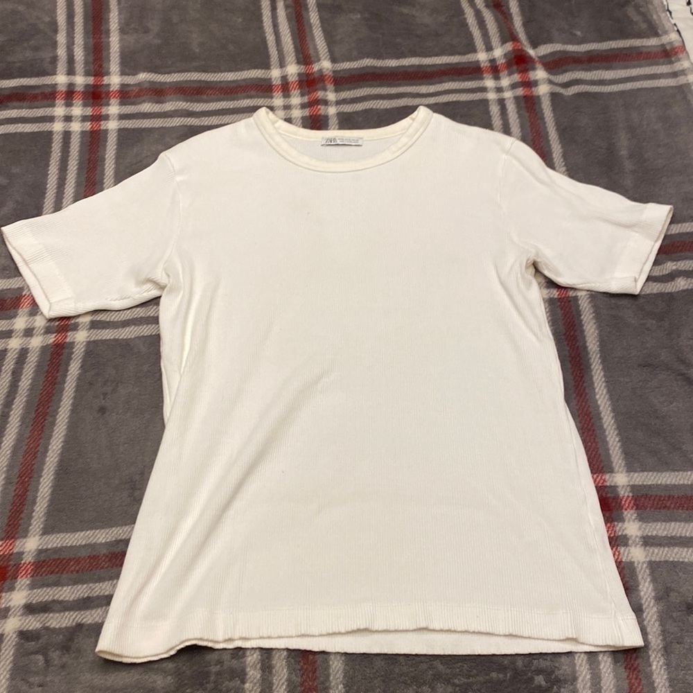 White corduroy Zara T shirt